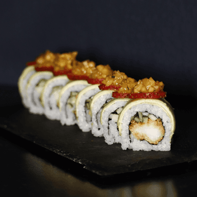 # 35 Uramaki: krewetka w tempurze, salsa mango